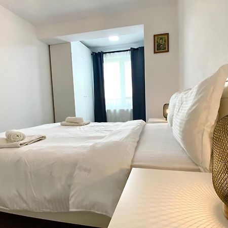 Astoria Apartment - Pet Friendly Brasov Bagian luar foto