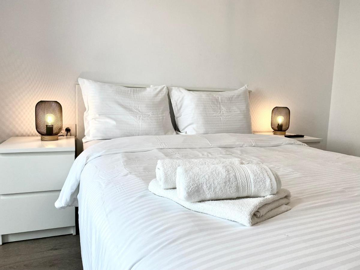 Astoria Apartment - Pet Friendly Brasov Bagian luar foto
