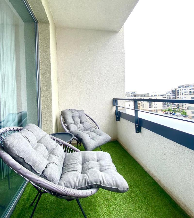 Astoria Apartment - Pet Friendly Brasov Bagian luar foto