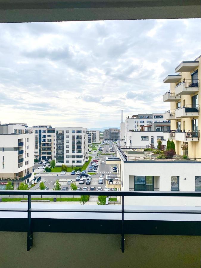 Astoria Apartment - Pet Friendly Brasov Bagian luar foto